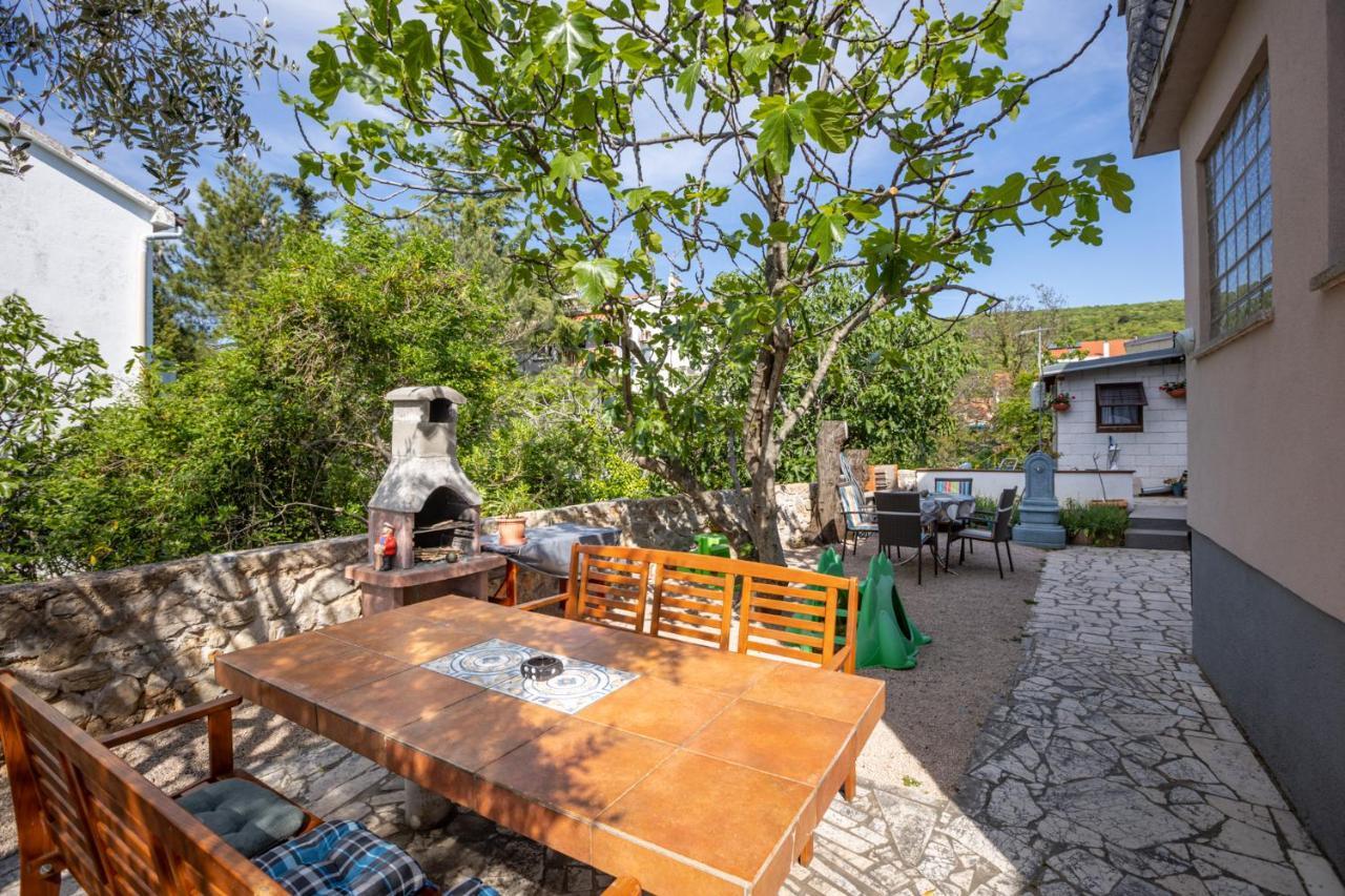 Apartment Ivica Punat Exterior foto